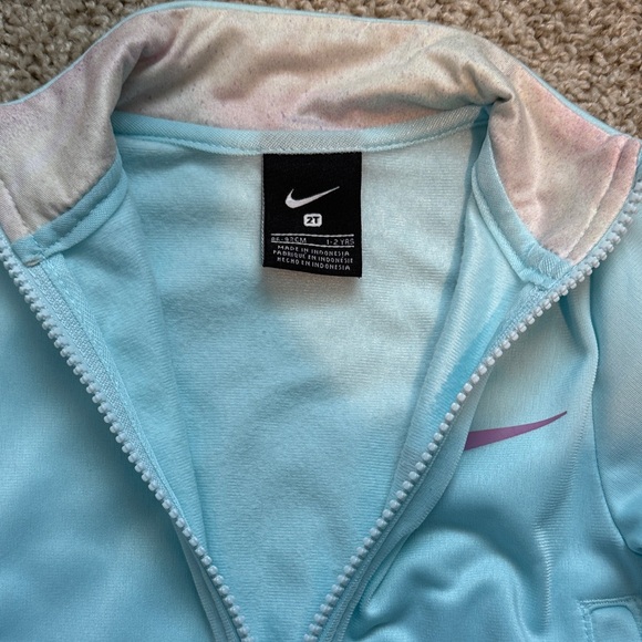 Nike Kids Matching Set - Light Blue and Pastel - Picture 3 of 7
